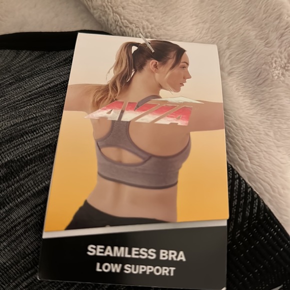 Avia Seamless Sports Bra, Low Support, XXL, NWT - Picture 3 of 5